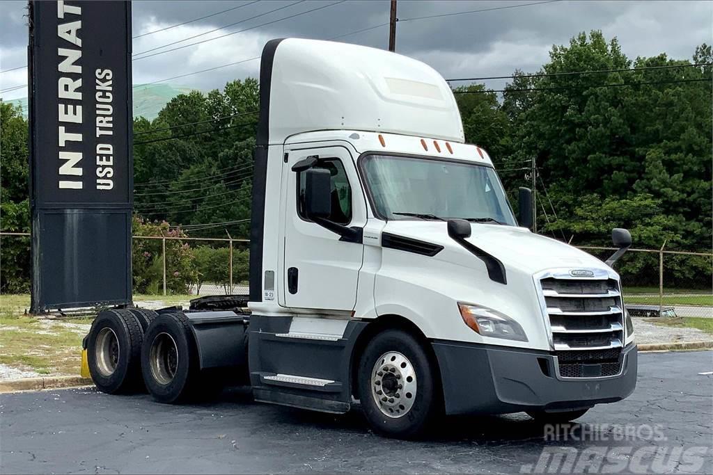 Freightliner CASCADIA Camiones tractor