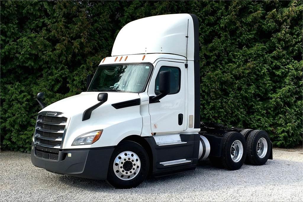 Freightliner CASCADIA Camiones tractor