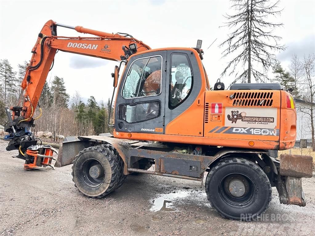 Doosan DX160W Excavadoras sobre orugas