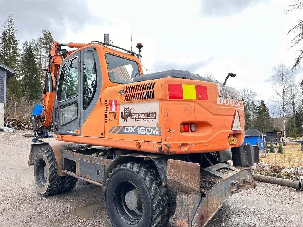 Doosan DX160W Excavadoras sobre orugas