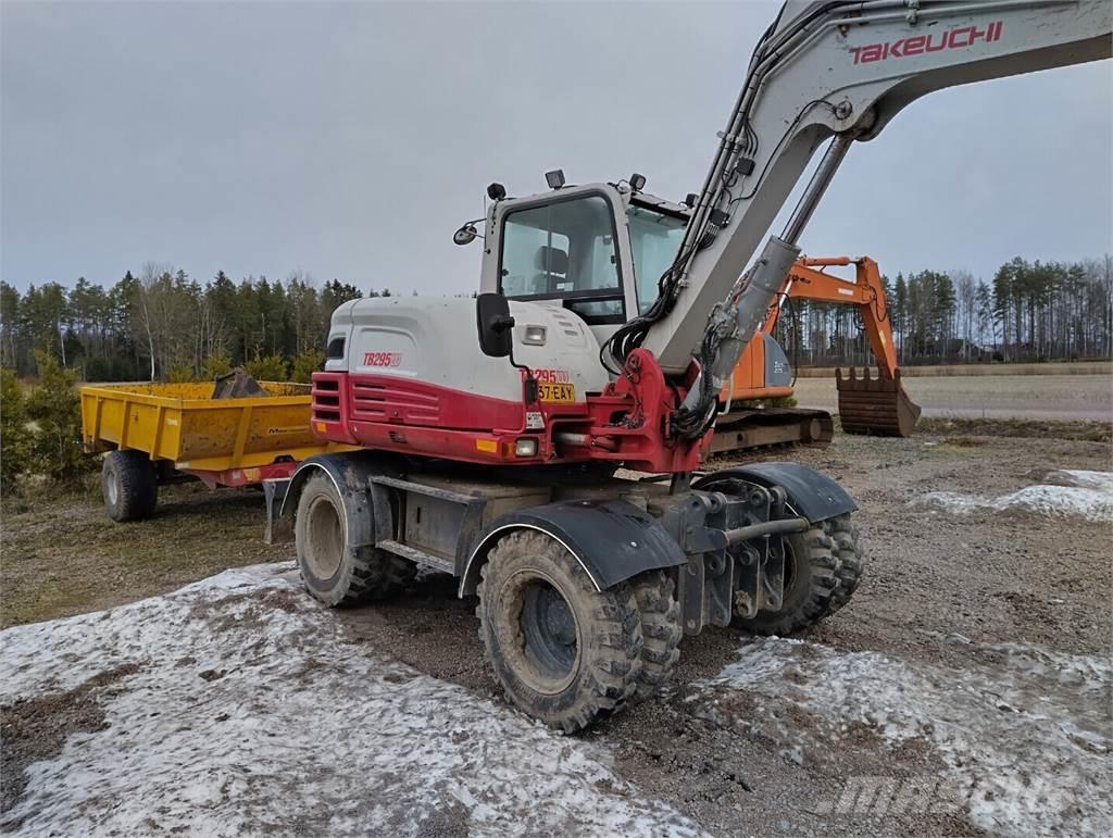 Takeuchi TB295W Excavadoras sobre orugas