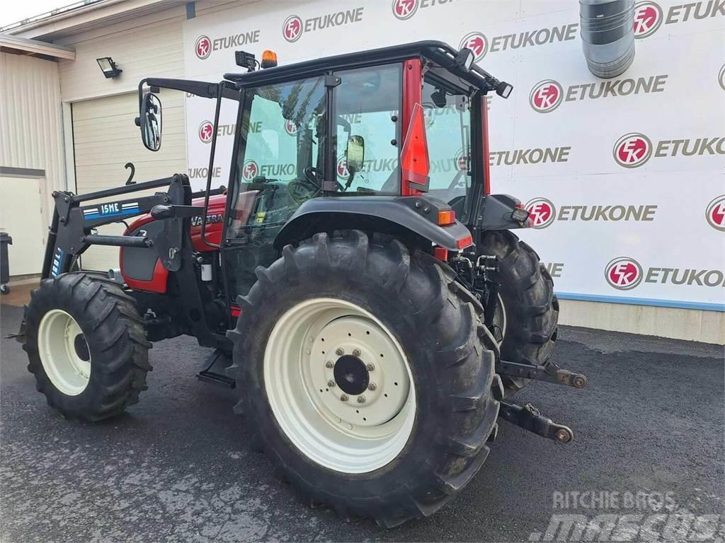 Valtra A92 Tractores