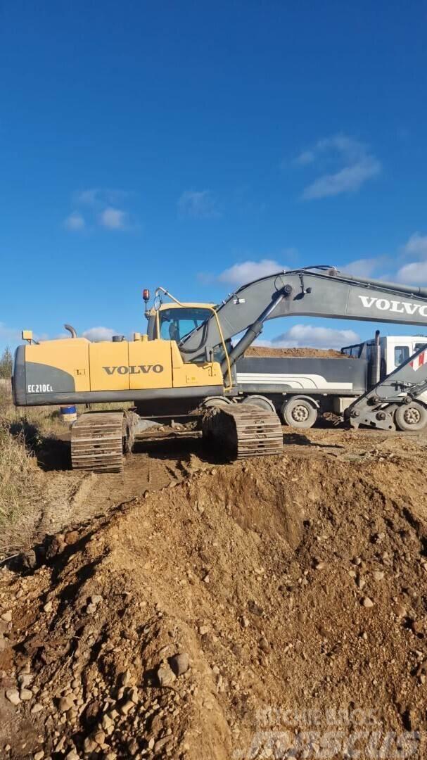 Volvo 210C Excavadoras sobre orugas