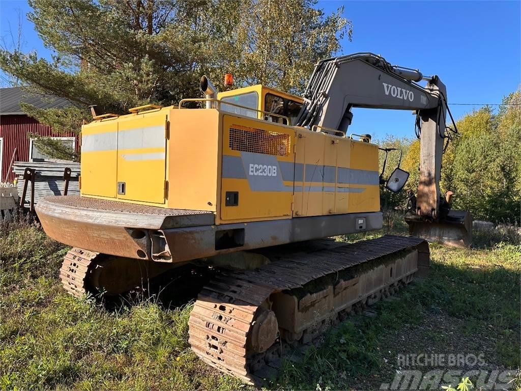 Volvo EC230B Excavadoras sobre orugas