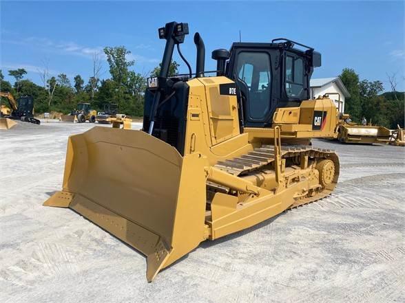 CAT D7E Buldozer sobre oruga