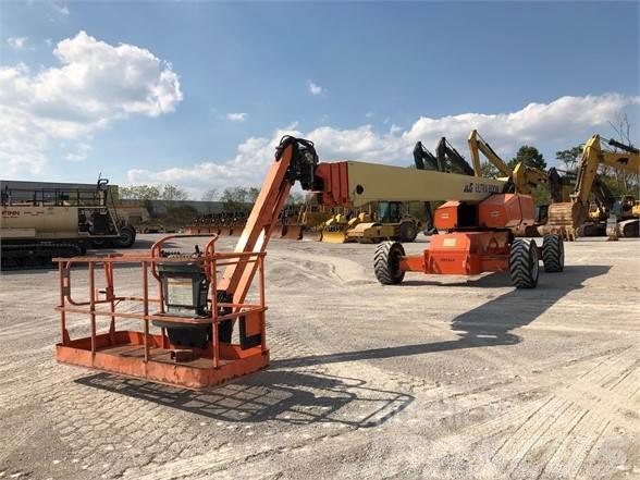 JLG 1350SJP Plataformas con brazo de elevación telescópico