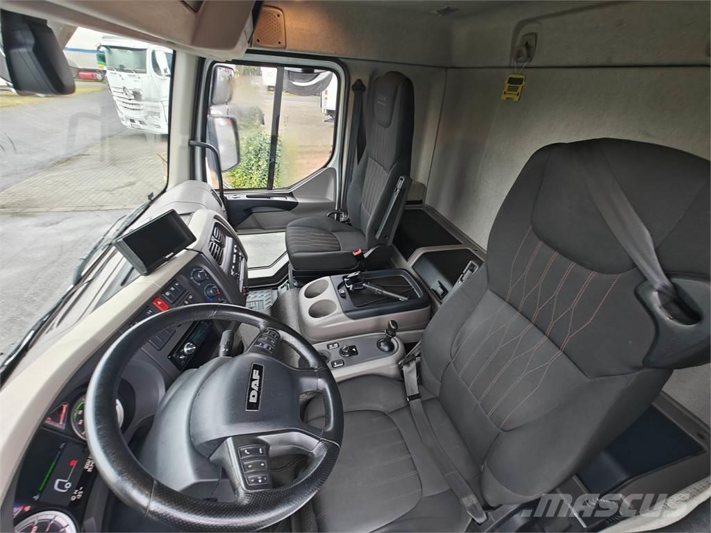 DAF LF290 Camiones con caja de remolque