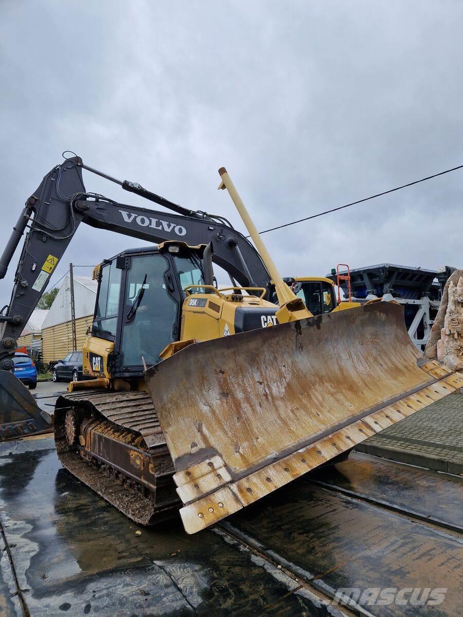 CAT D5K2LGP Buldozer sobre oruga