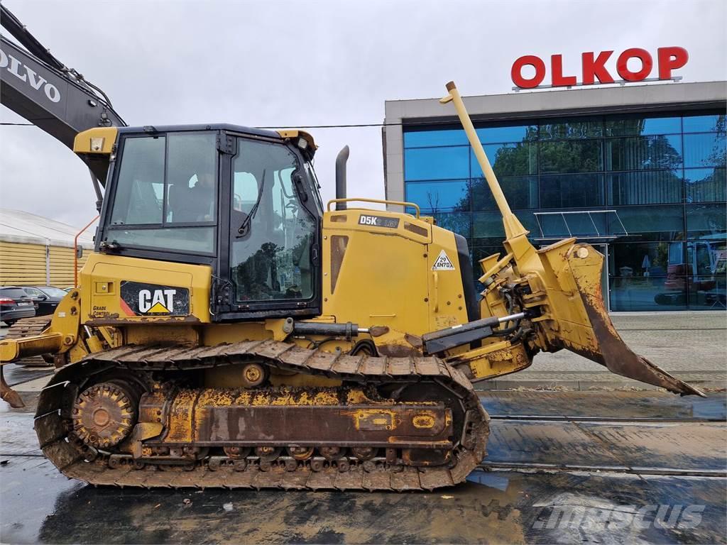 CAT D5K2LGP Buldozer sobre oruga