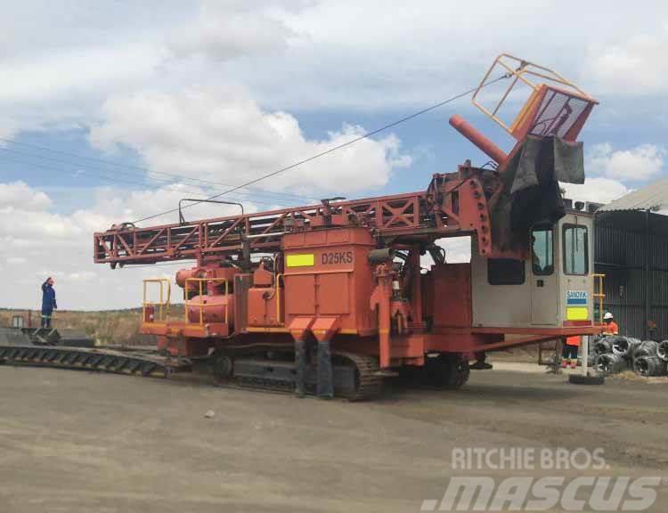 Sandvik D25KS Otros