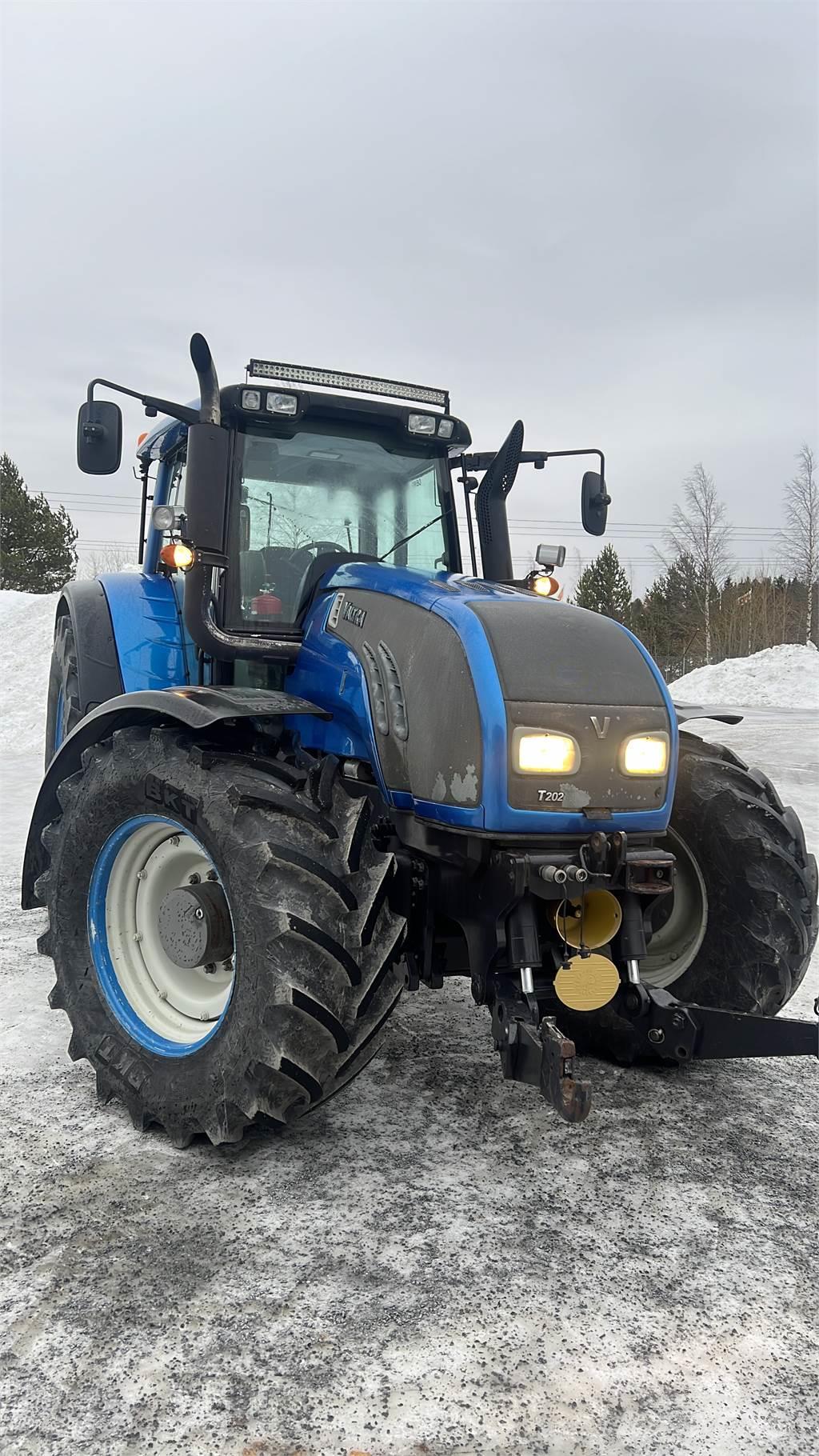 Valtra T202 Tractores