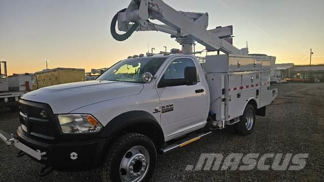 Dodge 5500 Cucharones