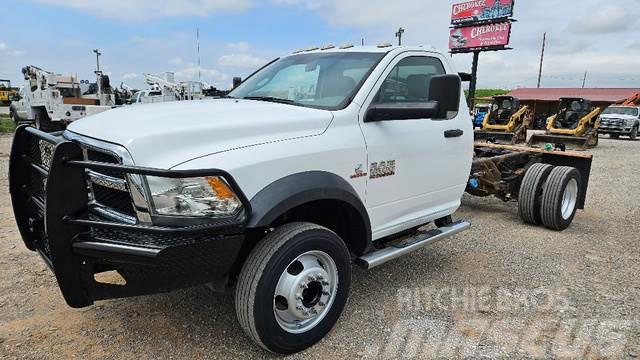 Dodge 5500 Camiones con chasís y cabina