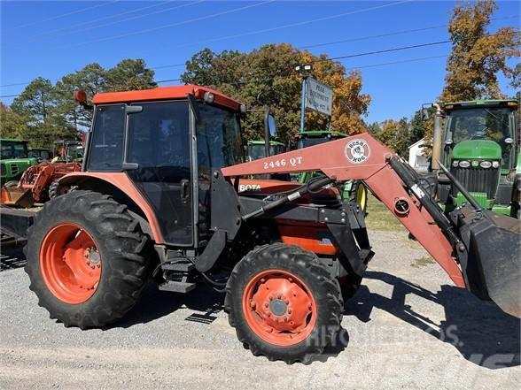 Kubota M6800DTC Tractores