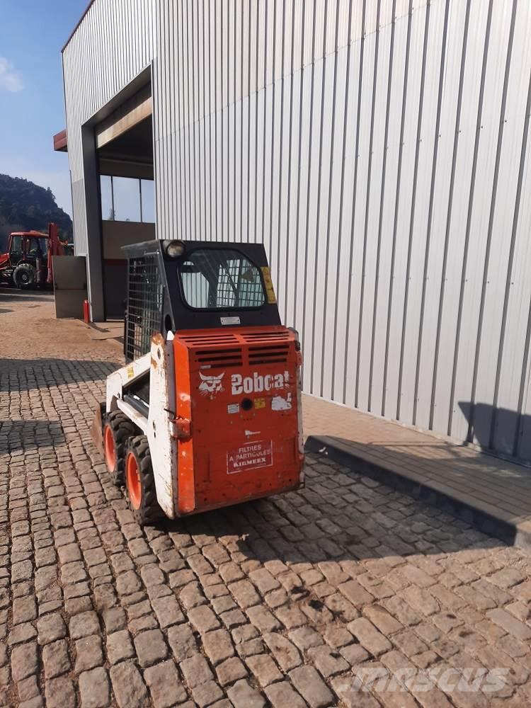 Bobcat S70 Cargadoras sobre ruedas