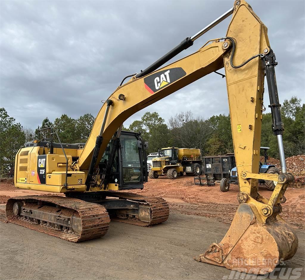 CAT 323FL Excavadoras sobre orugas