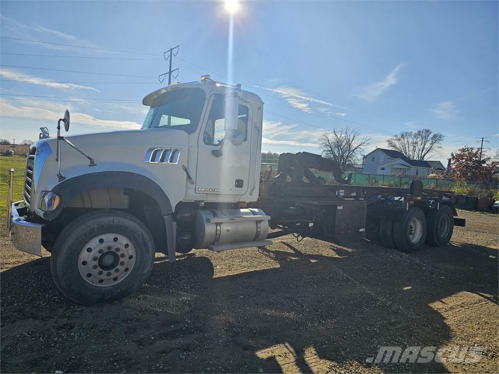 Mack CTP713 Otros camiones