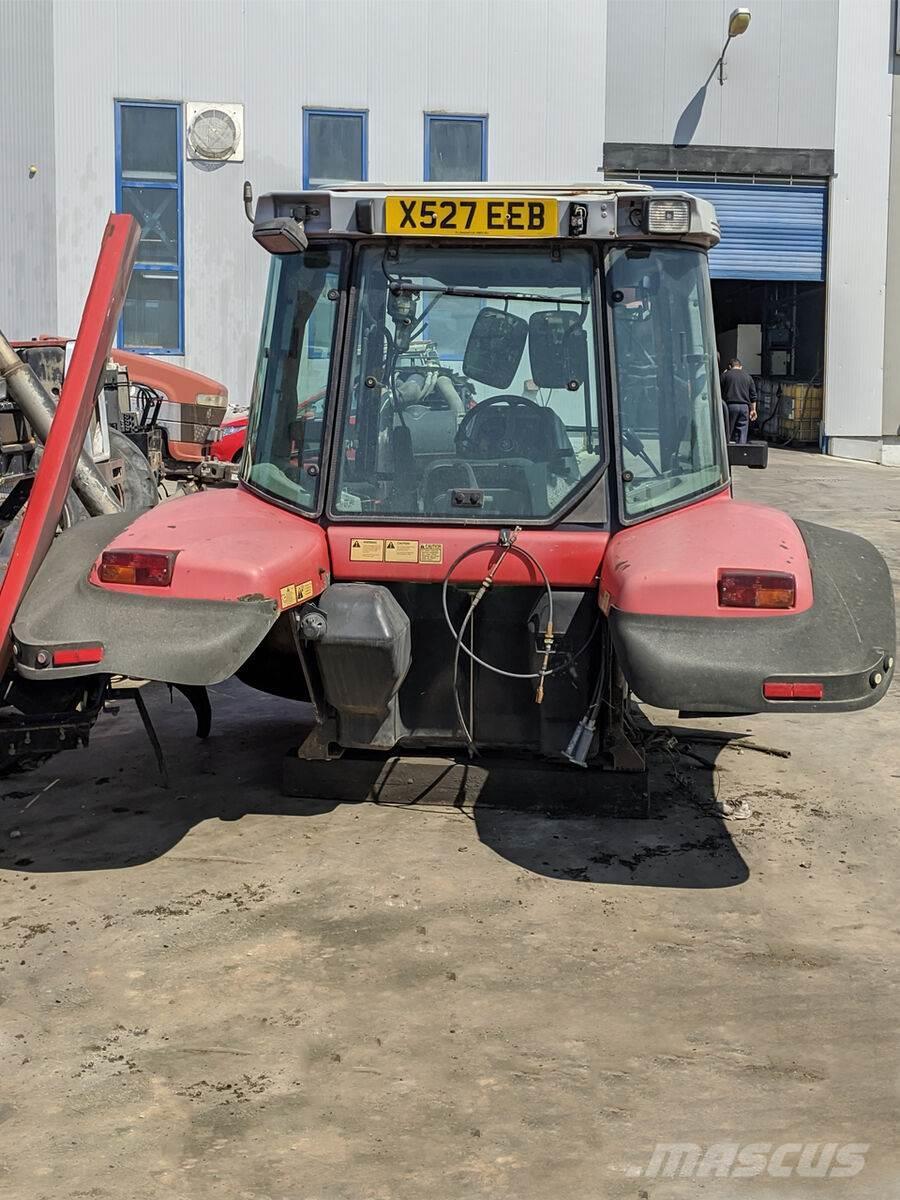 Massey Ferguson 8250 Cabina