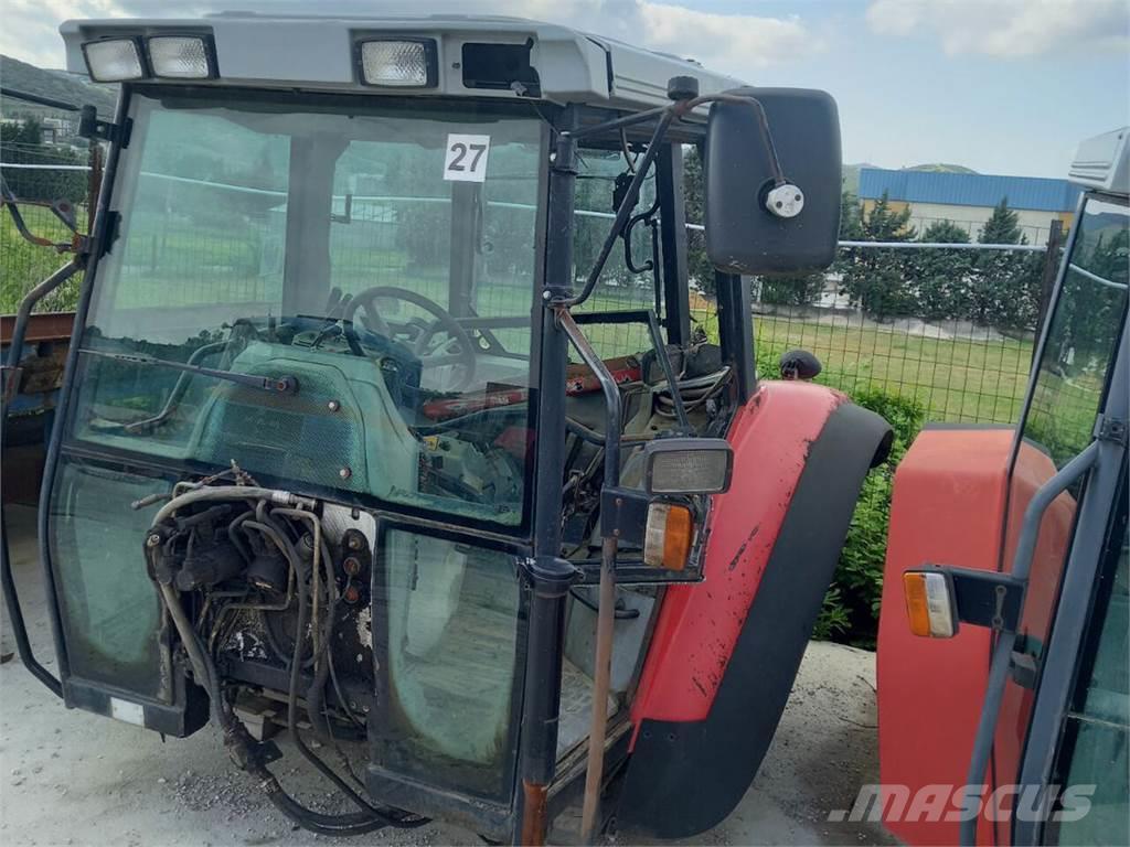 Massey Ferguson  Cabina