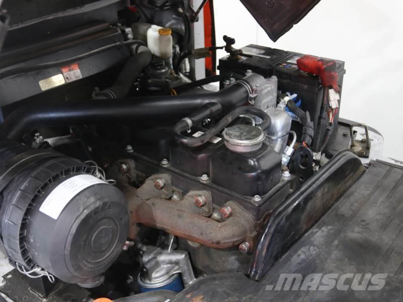 Nissan YG1D2A32H Camiones diesel