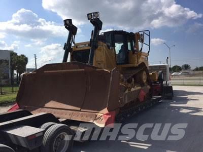 CAT D8T Buldozer sobre oruga