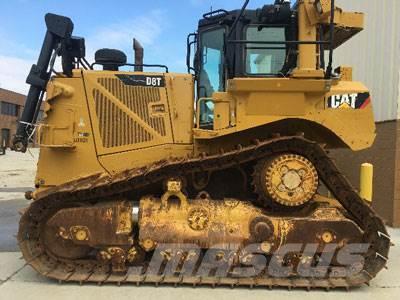 CAT D8T Buldozer sobre oruga