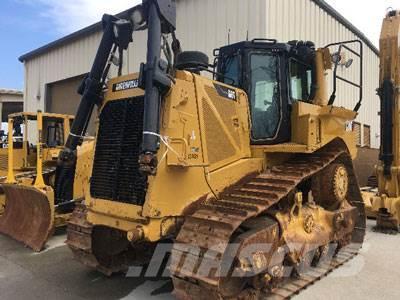 CAT D8T Buldozer sobre oruga