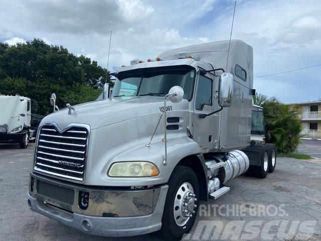 Mack CXU613 Camiones tractor