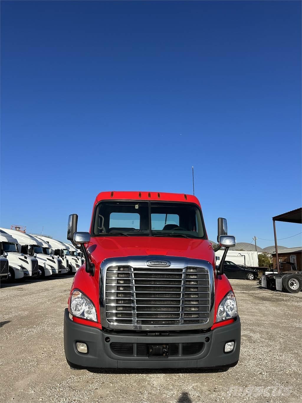 Freightliner CASCADIA Camiones tractor