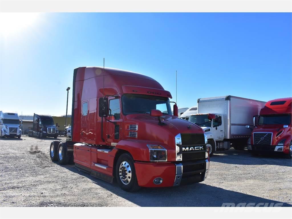 Mack ANTHEM Camiones tractor