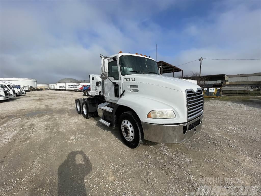 Mack CXU613 Camiones tractor