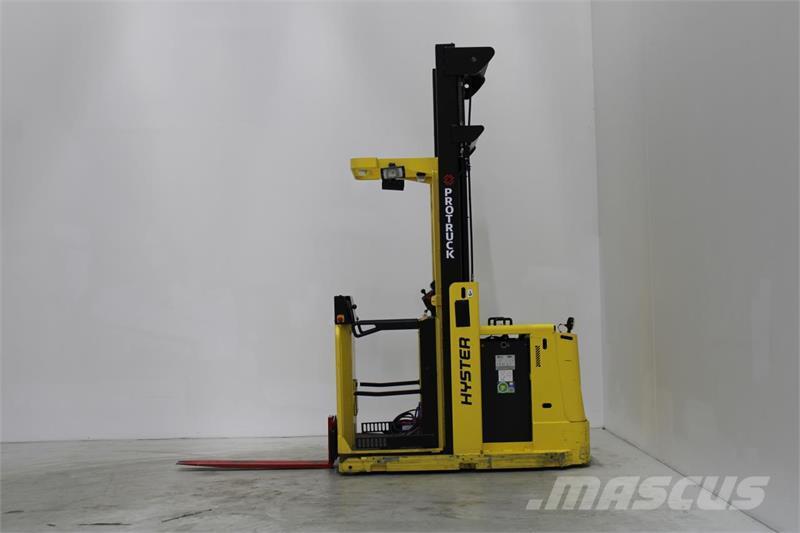 Hyster K1.0L Montacargas recogepedidos de baja altura