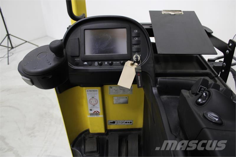 Hyster R1.4 Montacargas de alcance de gran altura