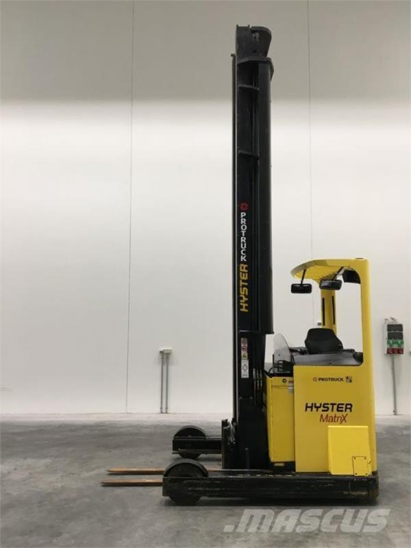 Hyster R2.0W Montacargas de alcance de gran altura