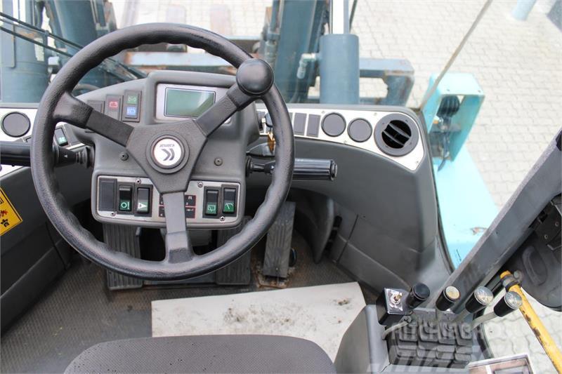 Kalmar DCE140-6 Camiones diesel