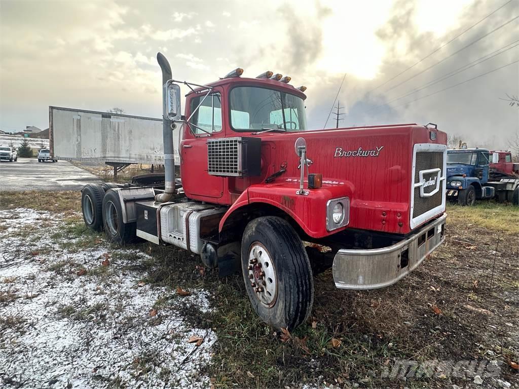 Brockway N761TL Camiones tractor