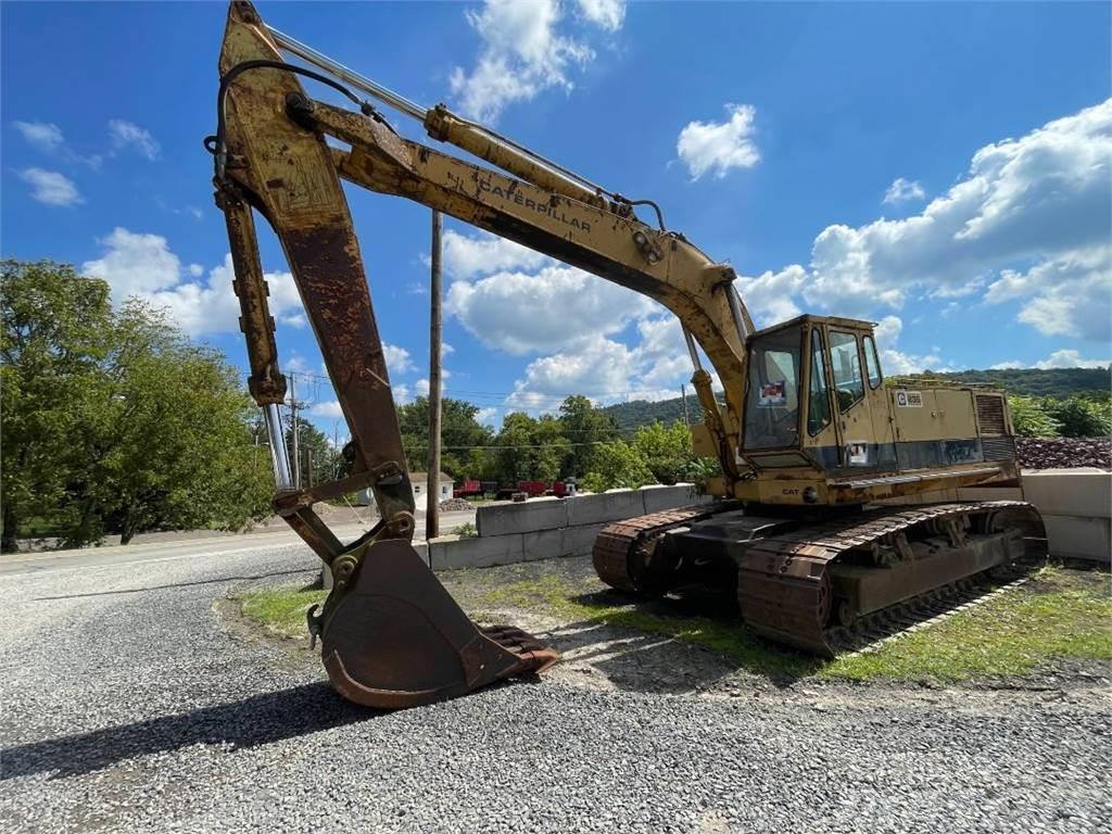 CAT 235 Excavadoras sobre orugas