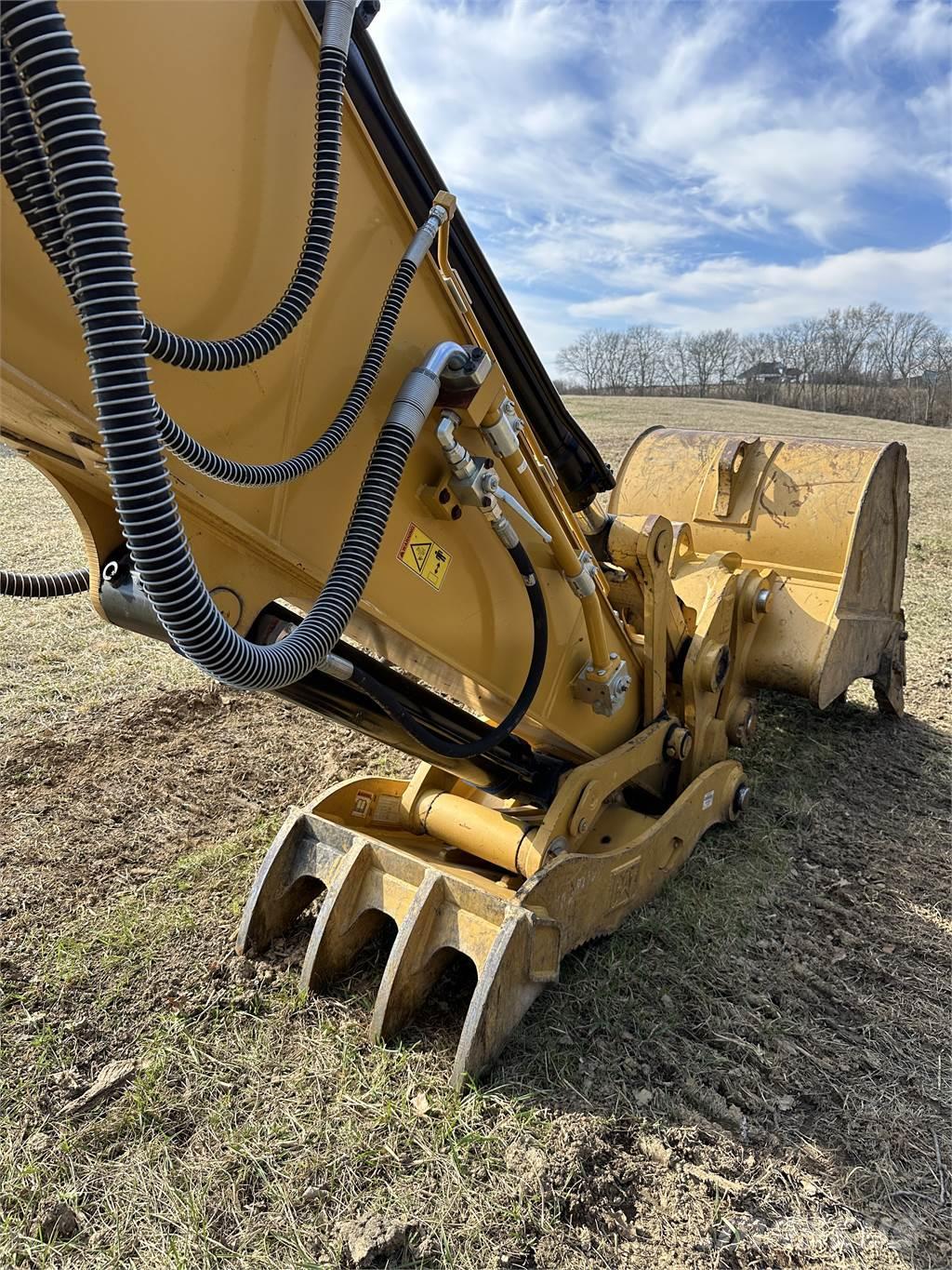 CAT 320 Excavadoras sobre orugas