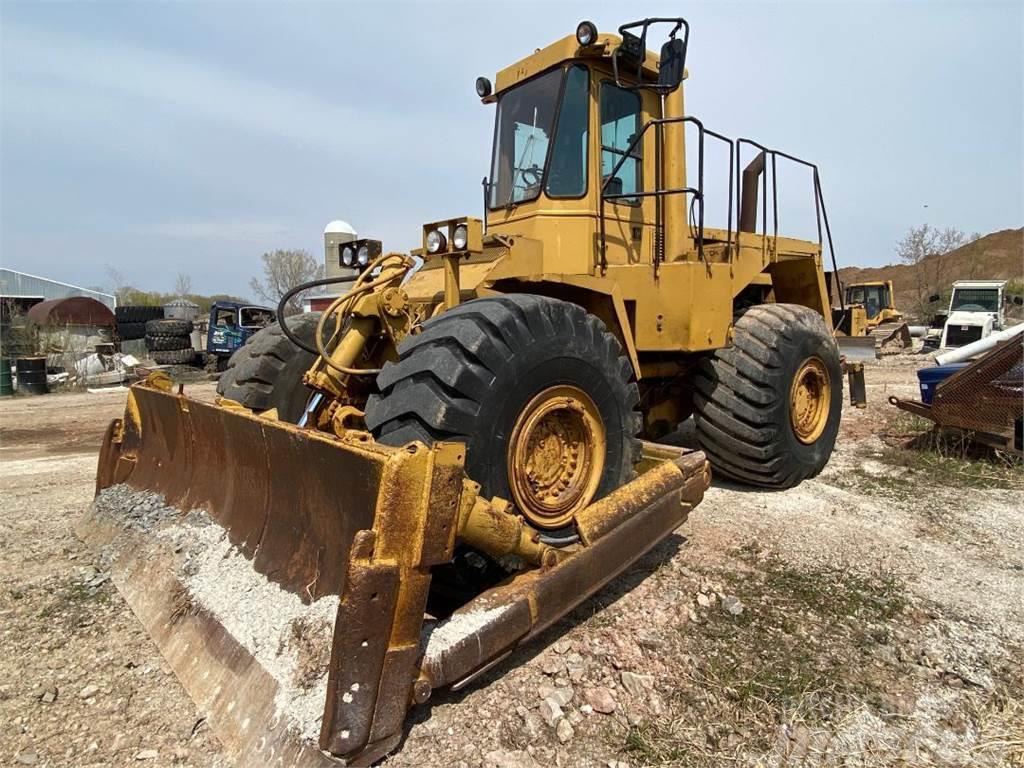 CAT 824C Buldozer sobre ruedas