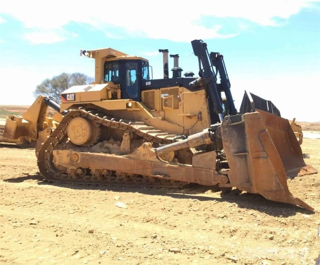 CAT D11R Buldozer sobre oruga