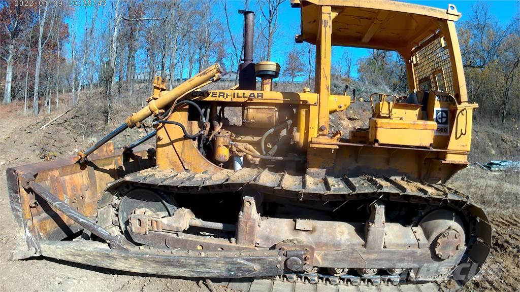 CAT D6C Buldozer sobre oruga