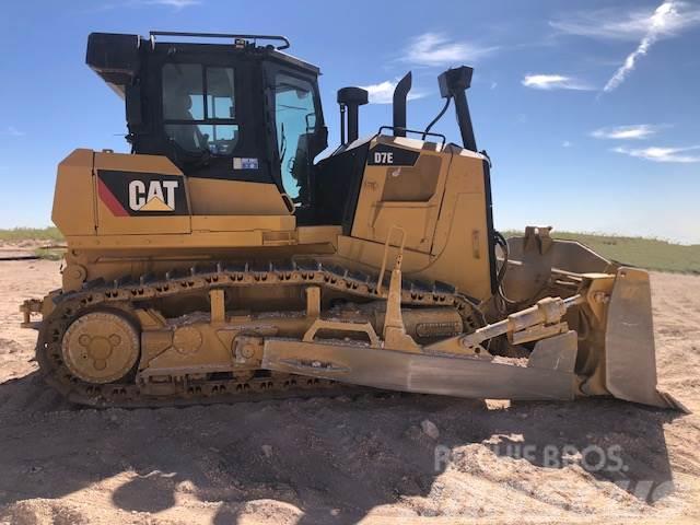 CAT D7E Buldozer sobre oruga