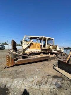 CAT D8H Buldozer sobre oruga