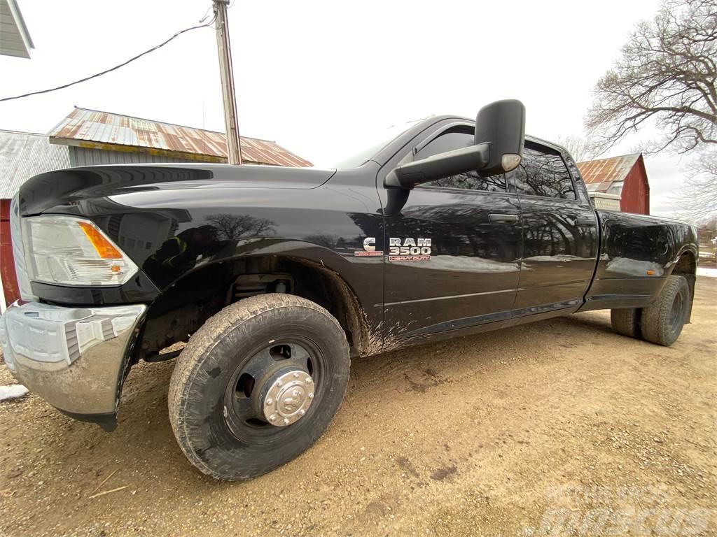 Dodge 3500 Caja abierta/laterales abatibles