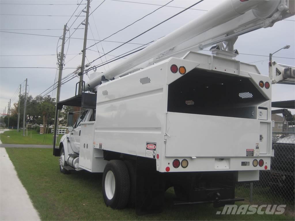 Ford F750 Camiones de volteo para virutas de madera