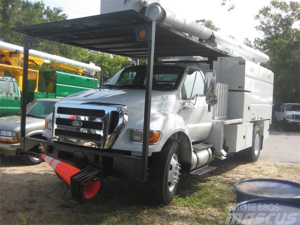 Ford F750 Camiones de volteo para virutas de madera