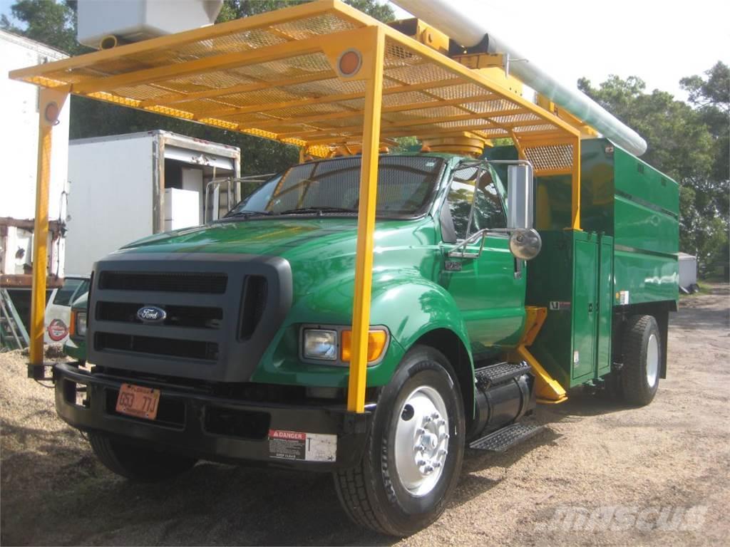 Ford F750 Camiones de volteo para virutas de madera