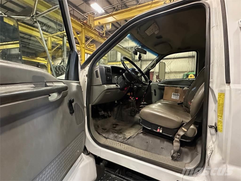 Ford F750 Vehículos de reciclaje