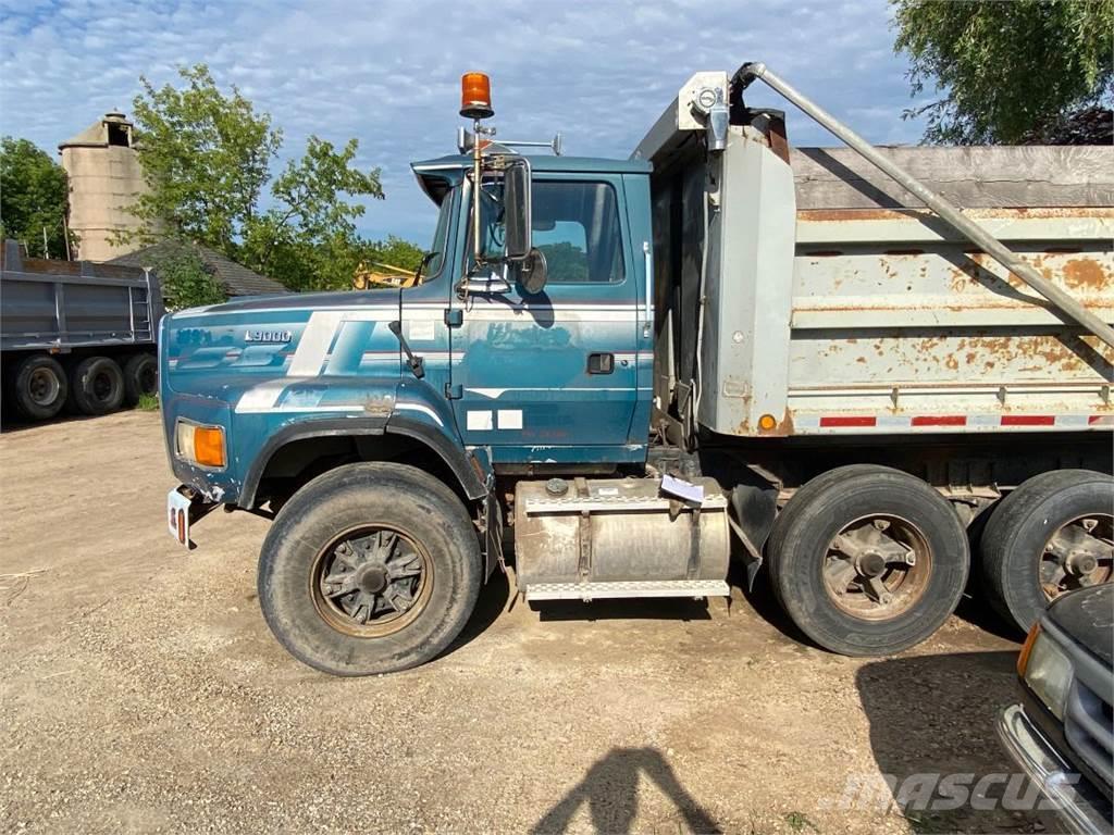 Ford L9000 Bañeras basculantes usadas