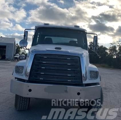 Freightliner 114SD Camiones de concreto